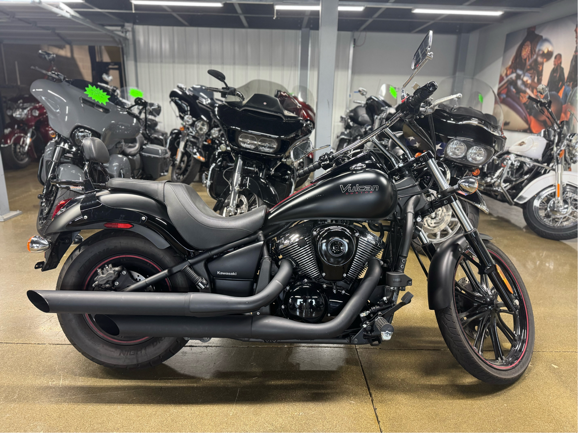 Black Kawasaki Vulcan® 1600 Mean Streak™ Motorcycles Under