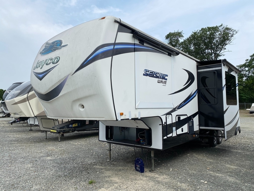 2015 Jayco