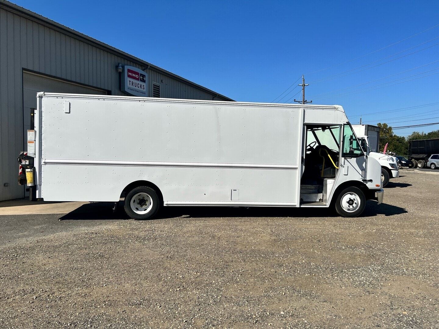 Used 2016 Freightliner MT45 For Sale in Philadelphia, PA