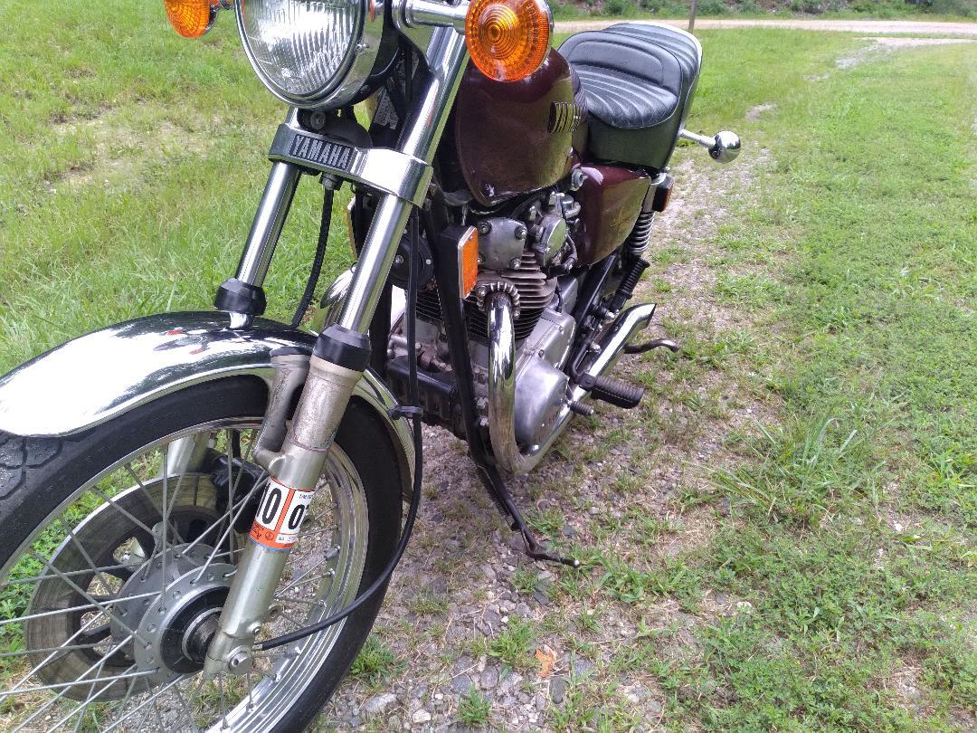 vintage 1981 Yamaha XS650 - Dennis Kirk - Garage Build