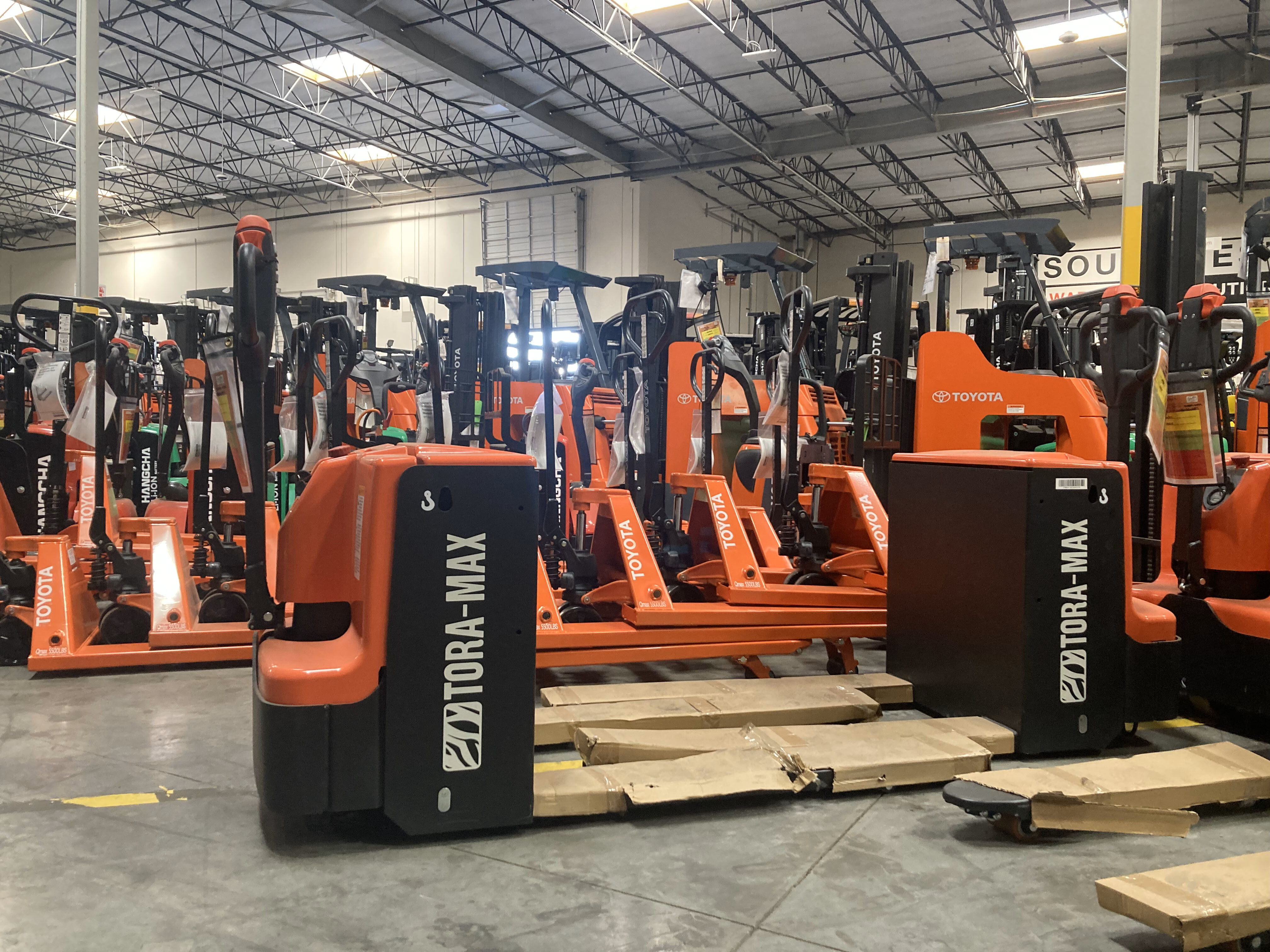 2024 Toyota Material Handling 2TWB40 in Mira Loma, CA