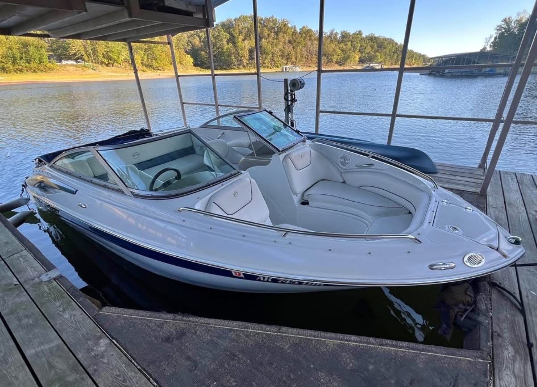 2010 Crownline 200 Ls in eureka springs AR