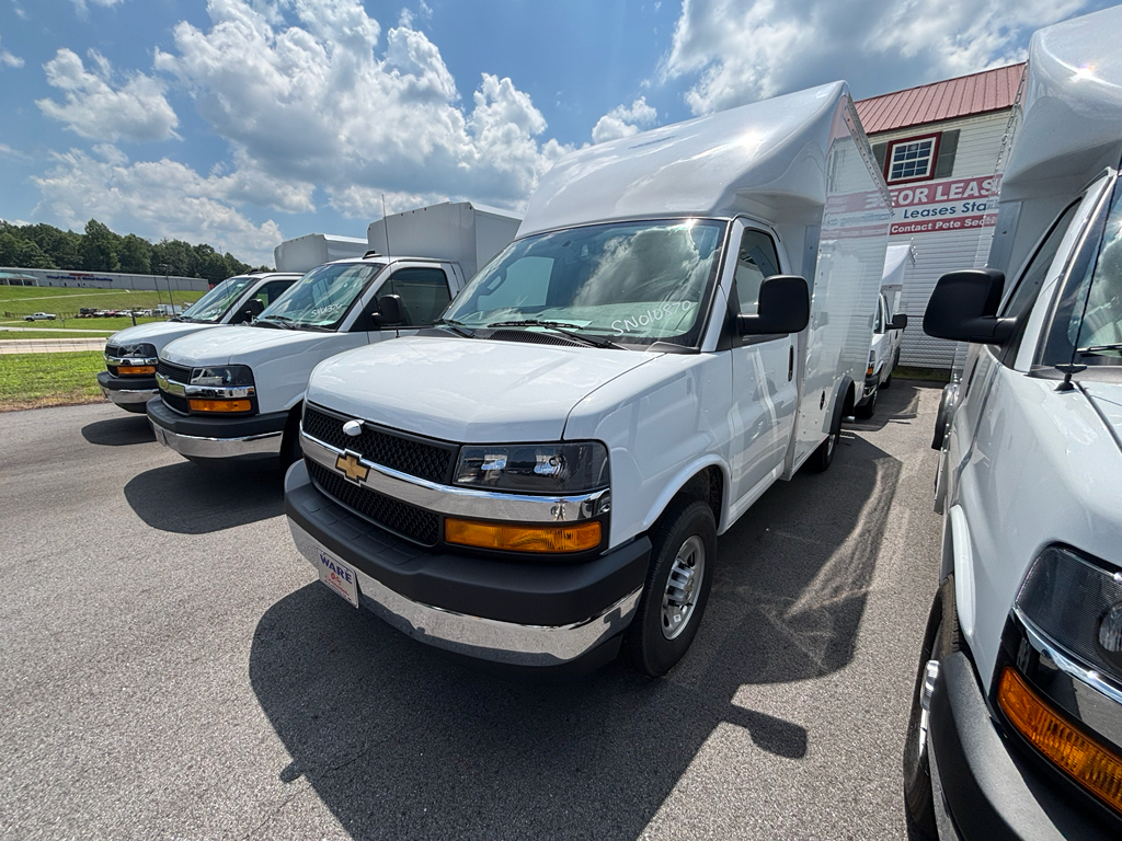 2025 CHEVROLET Express 3500 in Blairsville, GA