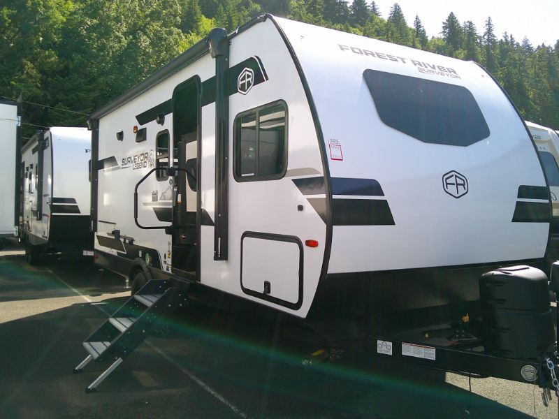 2025 Forest River surveyor 19bhle