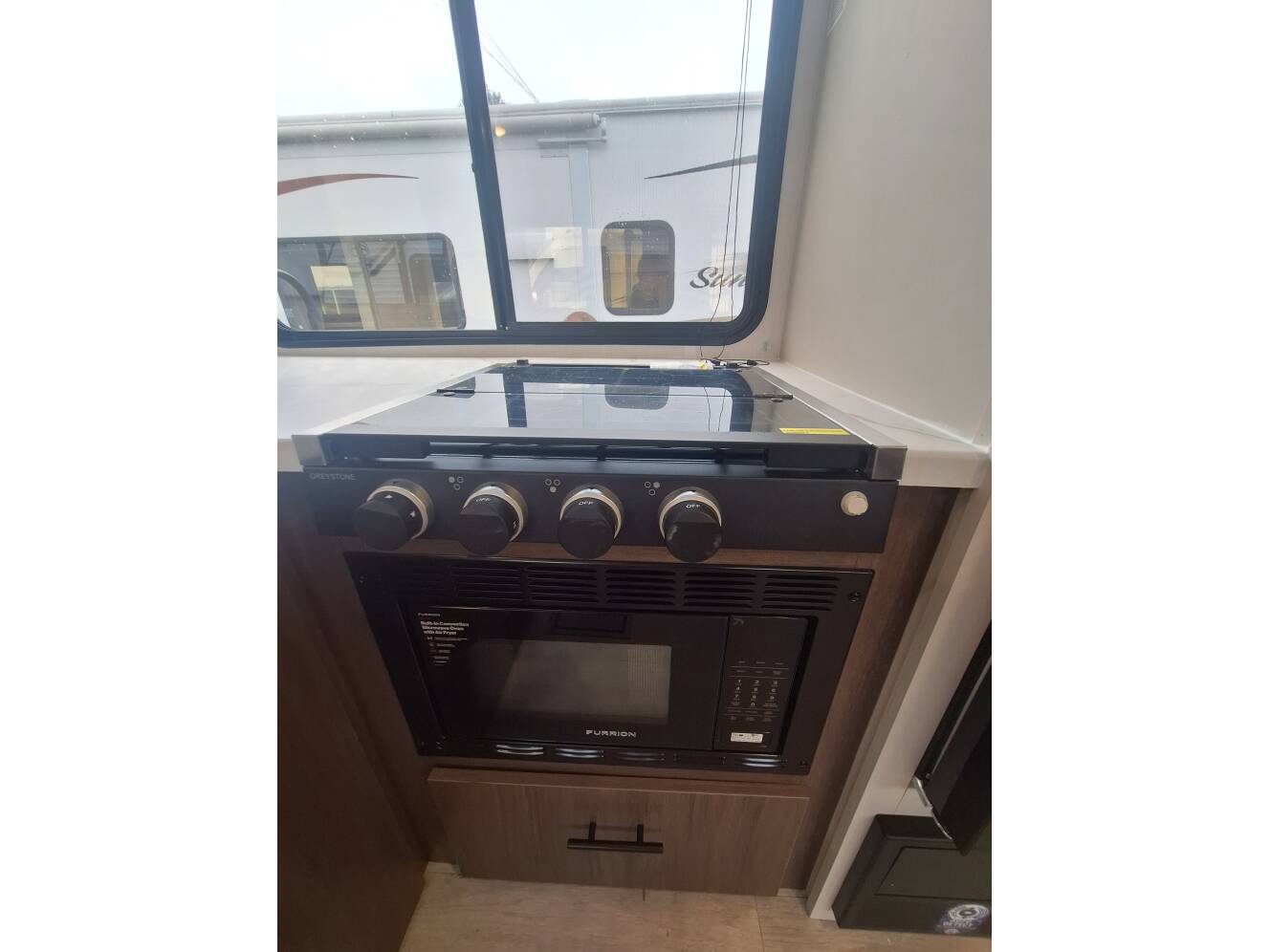 A photo of this 2027 Prime Time AVENGER 26 DBS