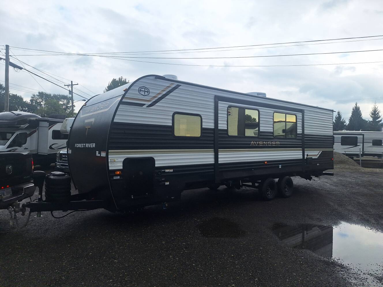 A photo of this 2027 Prime Time AVENGER 26 DBS