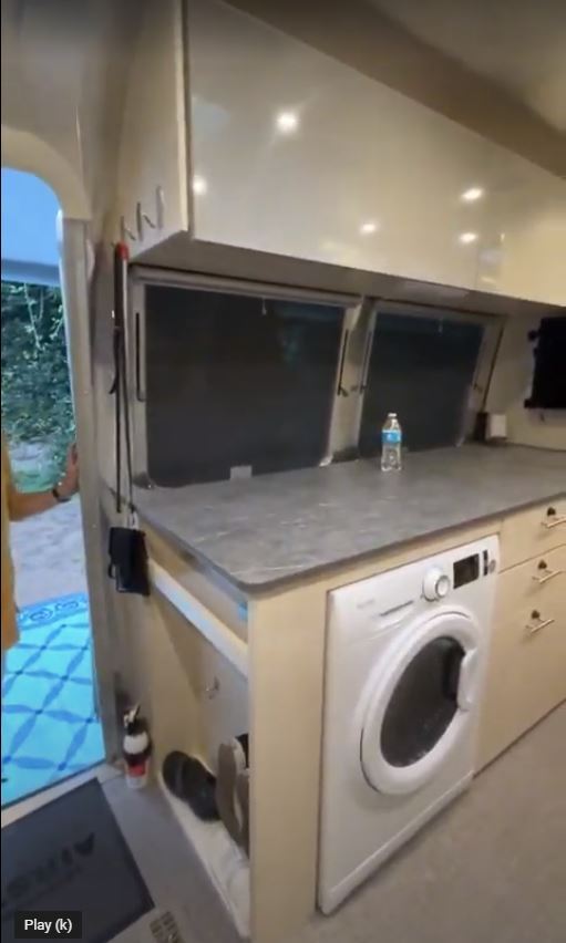 2021 Airstream Flying Cloud 28 TWIN RV