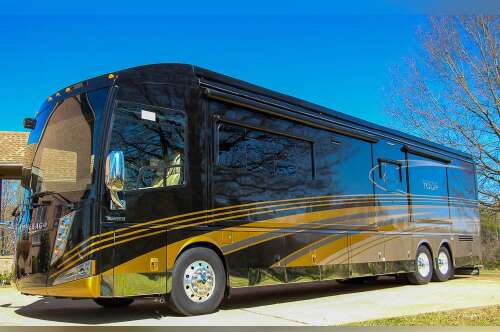 2016 Winnebago Grand Tour 42QL in olympia WA
