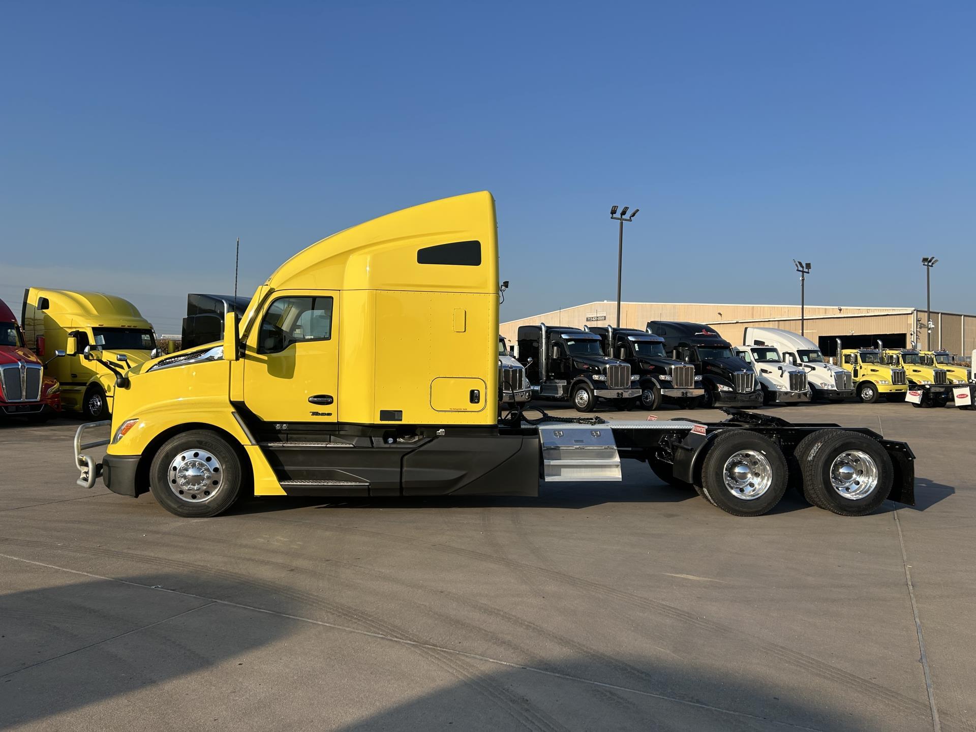 Used 2023 Kenworth T680 For Sale in Houston, TX - 5037333504 ...