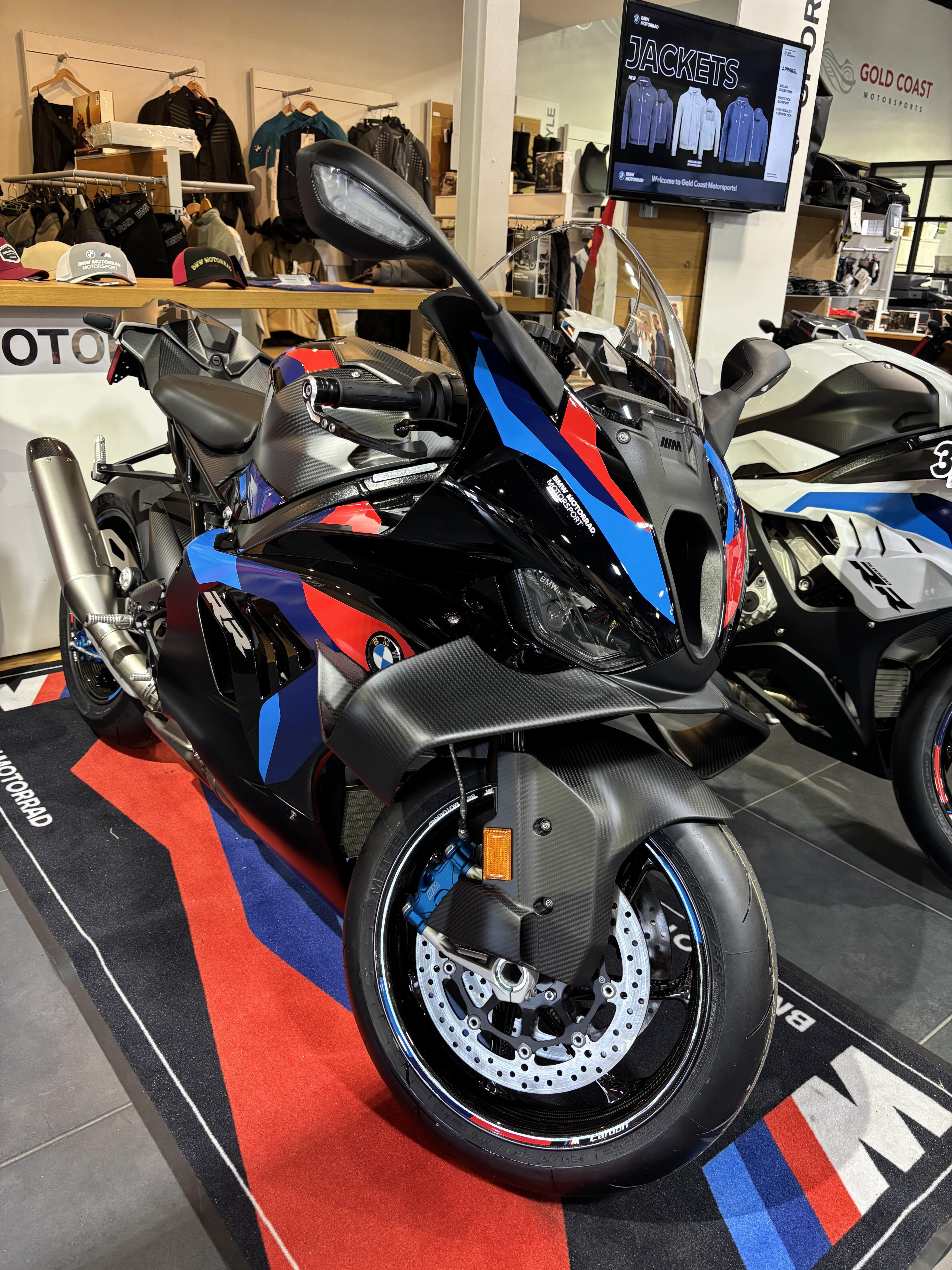 【04】 Gold Coast Motorsports in New Hyde Park, New York. Find New