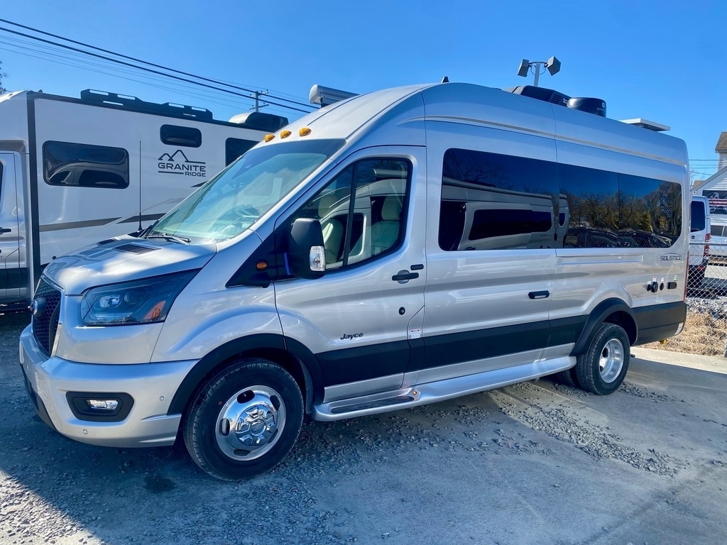 2025 Jayco solstice 21b