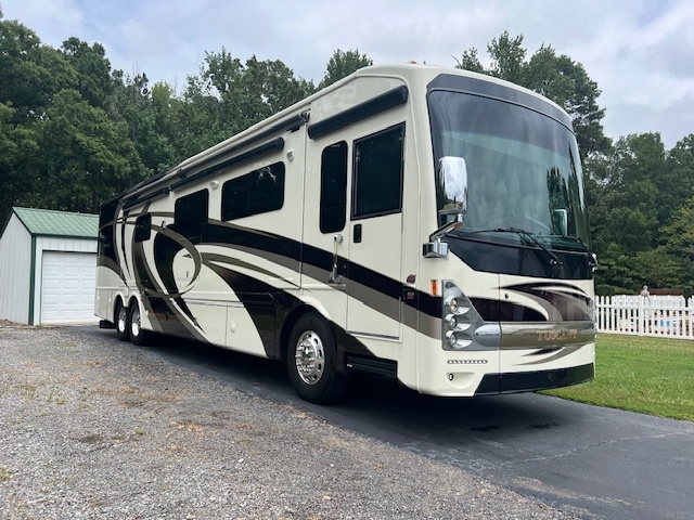 2014 Thor Motor Coach Tuscany 42WX in white hall AR