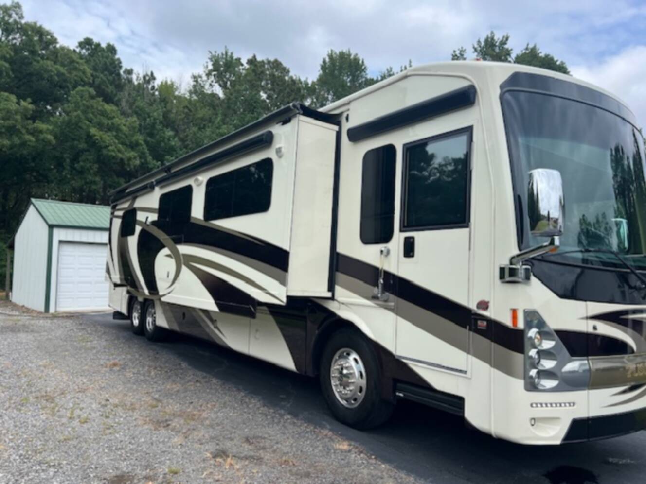 A photo of this 2014 Thor Motor Coach Tuscany 42WX