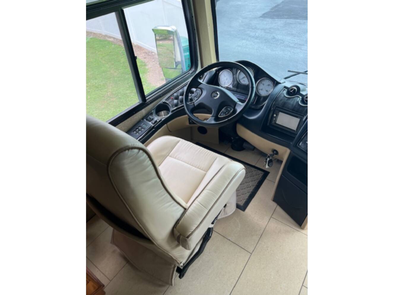 A photo of this 2014 Thor Motor Coach Tuscany 42WX