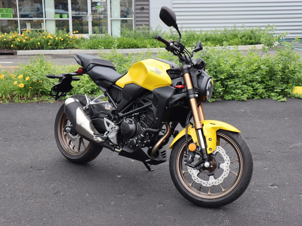 ハヤブサ Suzuki GSX1300R HAYABUSA (17675км) купить в Москве – цена