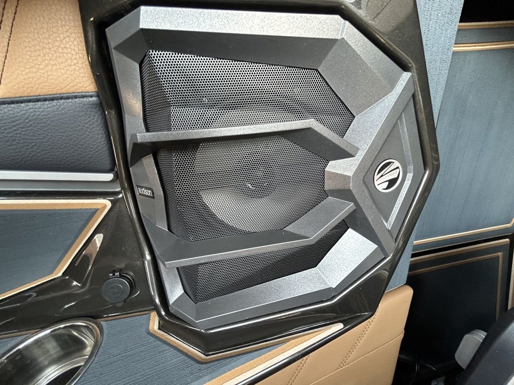 【新品未開封】IMPACT DEPART7URE TOBE LIVE 2024 Used 2024 Tige 25 Ultra Zx 25ZX For Sale in Counce, TN