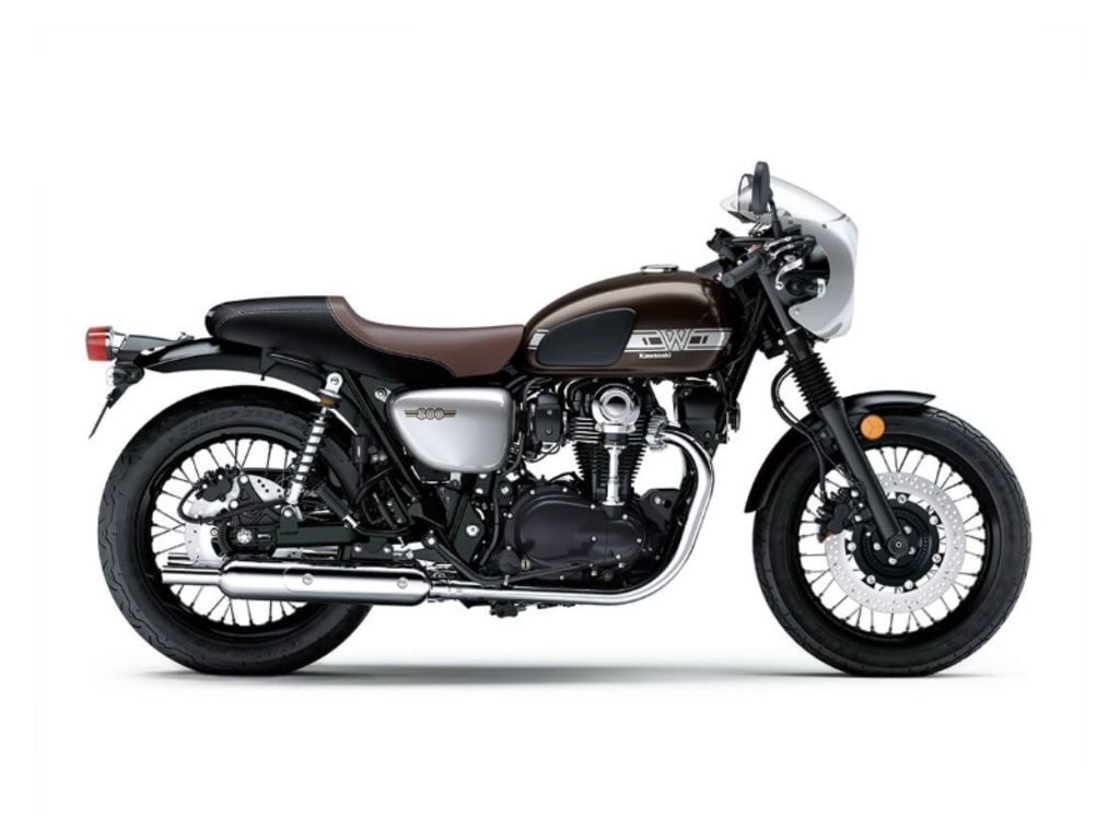 KAWASAKI 　Z１
火の玉カラー。 Kawasaki begins manufacturing reproduction Z1 cylinder heads