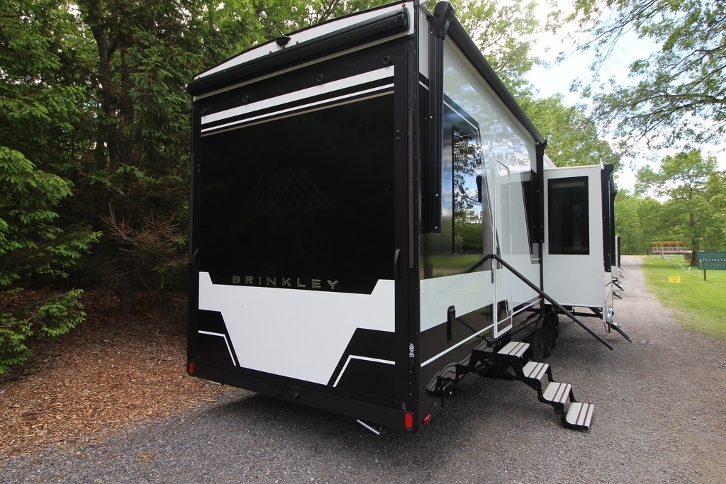 2025 Brinkley RV
