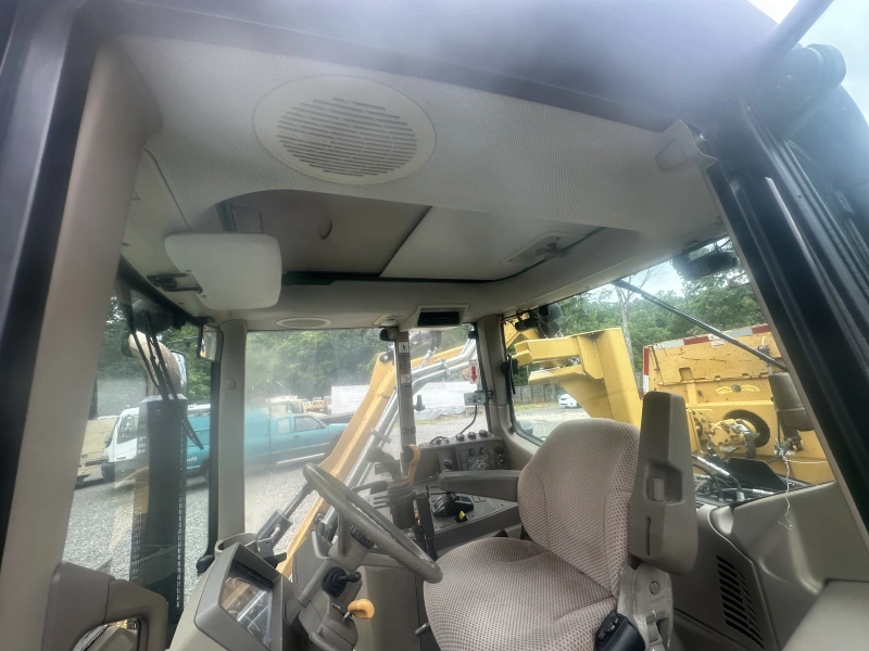 2015 JOHN DEERE 6115M