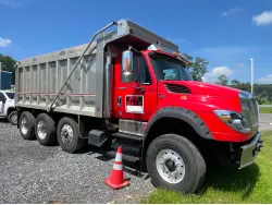 2013 INTERNATIONAL WorkStar 7600