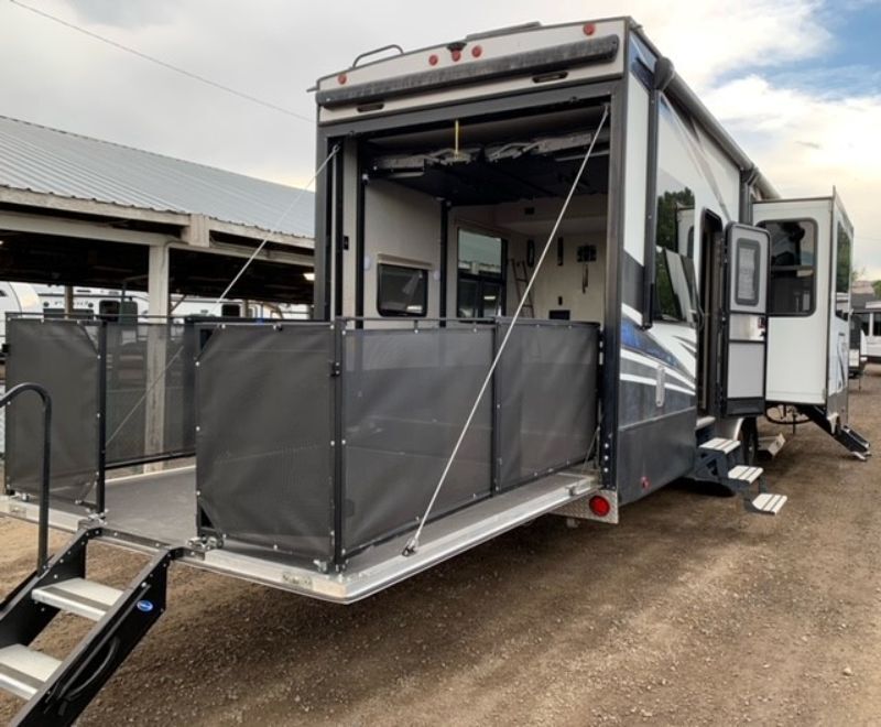 2019 Dutchmen RV voltage 3655