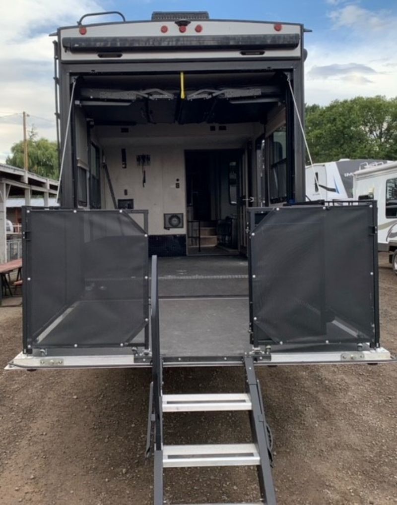 2019 Dutchmen RV voltage 3655