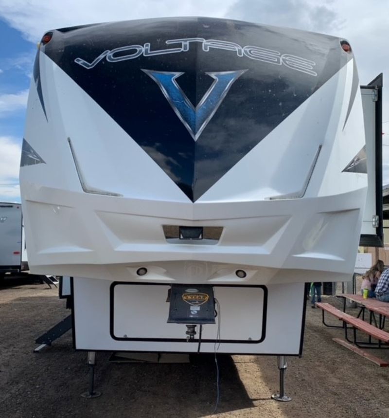 2019 Dutchmen RV voltage 3655