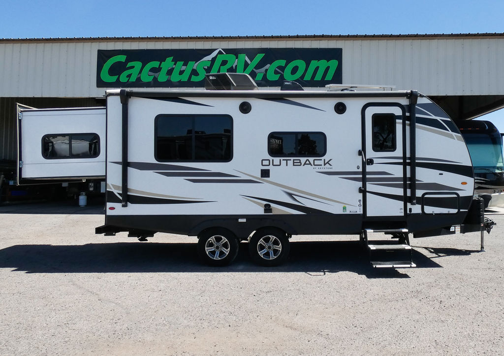 2022 Keystone RV outback 210urs