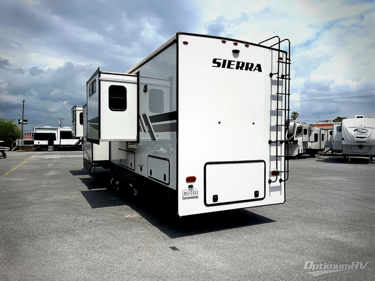 2022 Forest River sierra 391flrb