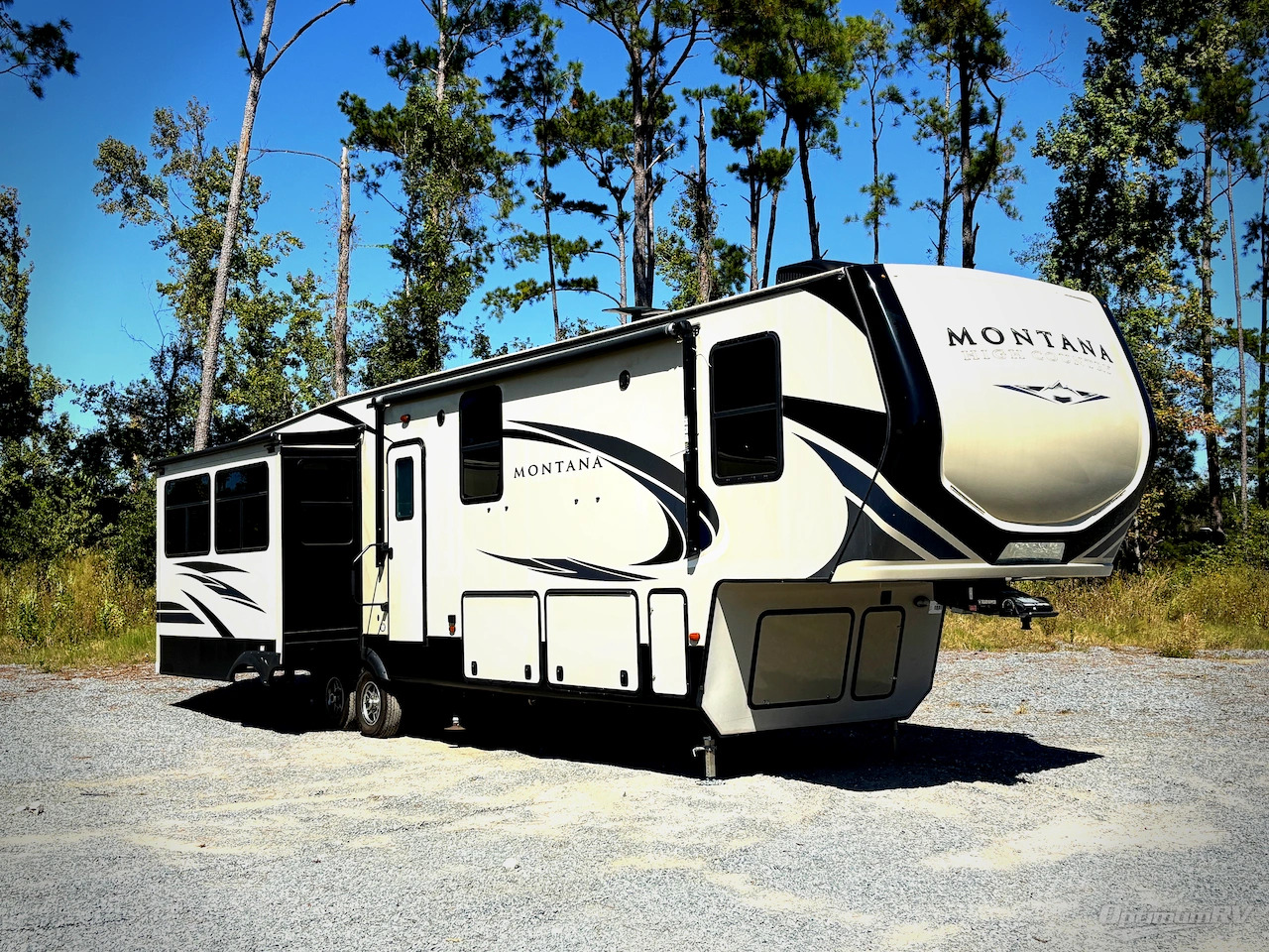 2020 Keystone RV montana 3855br