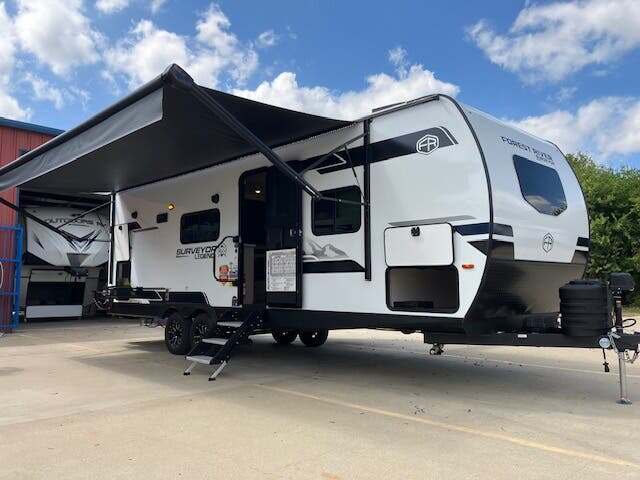 2025 Forest River surveyor 252rble