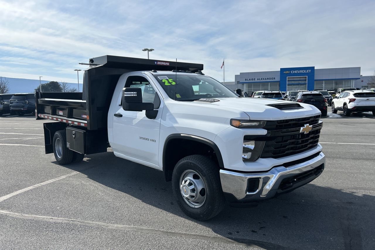2025 CHEVROLET Silverado 3500HD CC in Muncy, PA