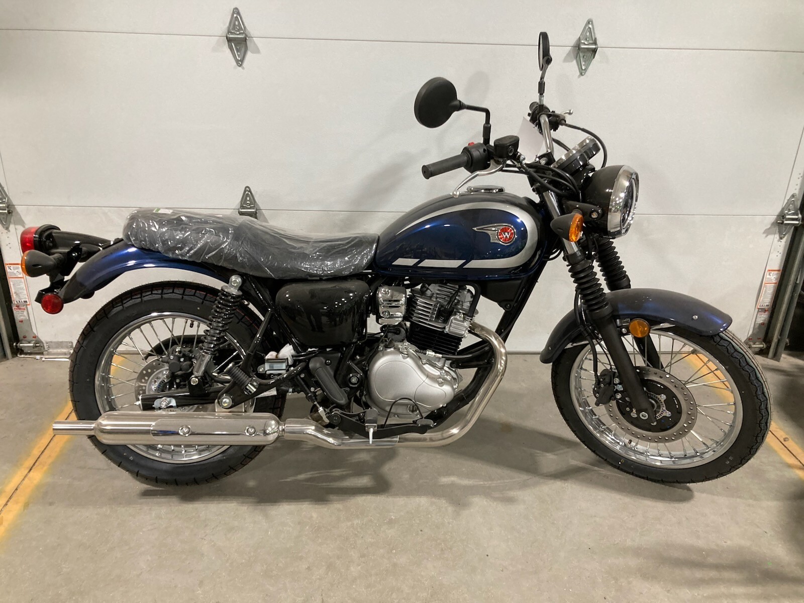 2025 Kawasaki W 230 ABS 230 ABS in Gering, NE