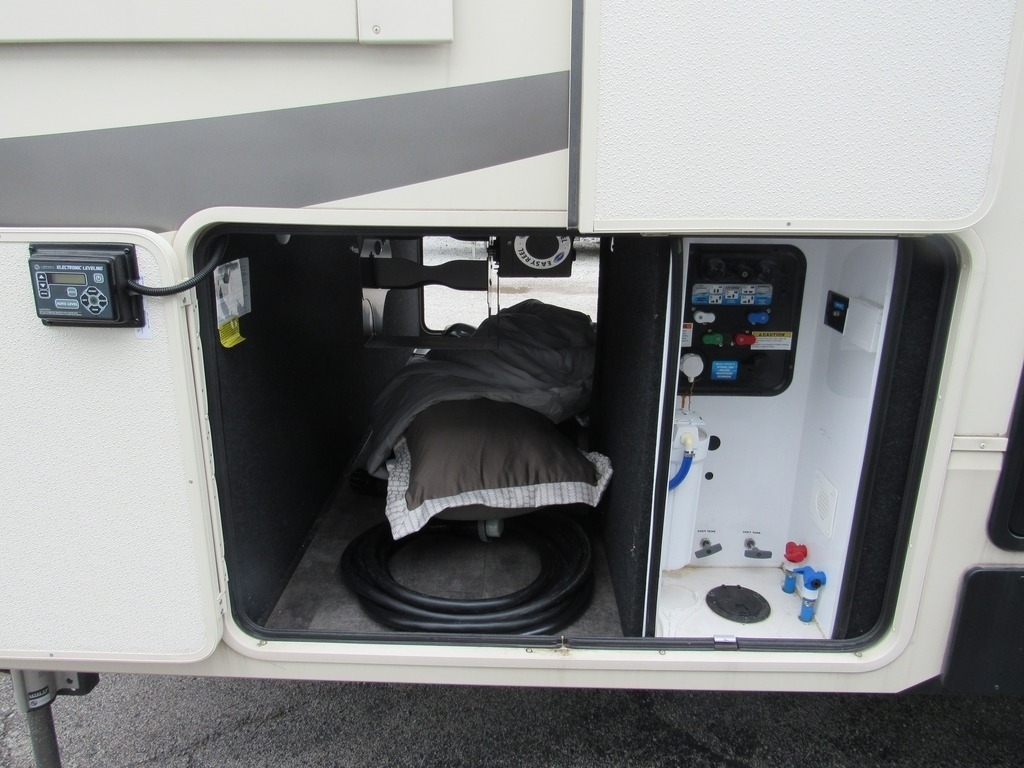 2021 Grand Design RV solitude 310gk