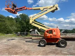 2012 JLG 450AJ