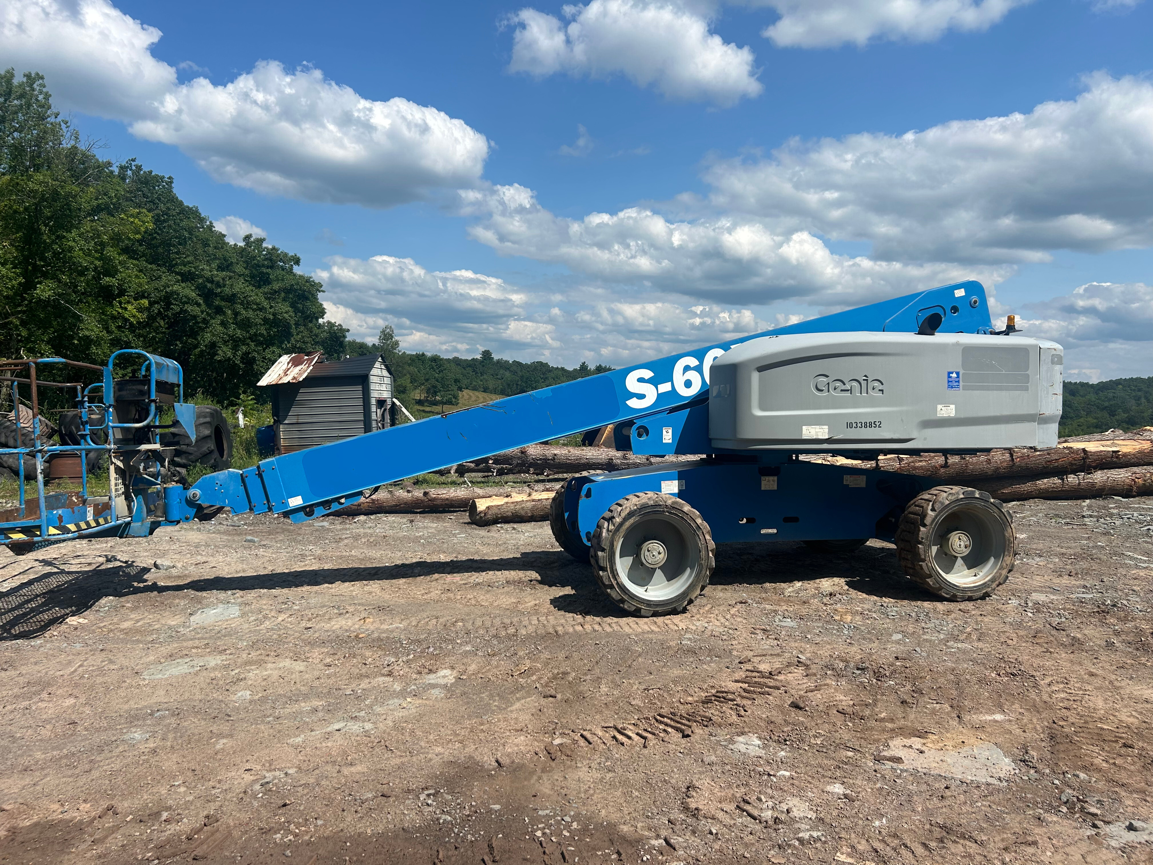 2015 GENIE S60X in Spring City, PA