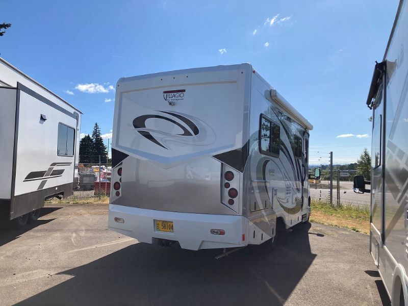 2018 Renegade villagio 25ucb