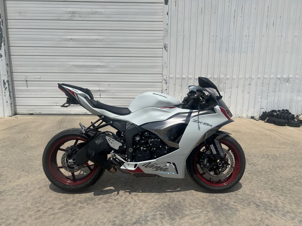 Disney - ホワイトR出品 White 2024 Kawasaki Ninja Zx 6R Motorcycles For Sale - Cycle