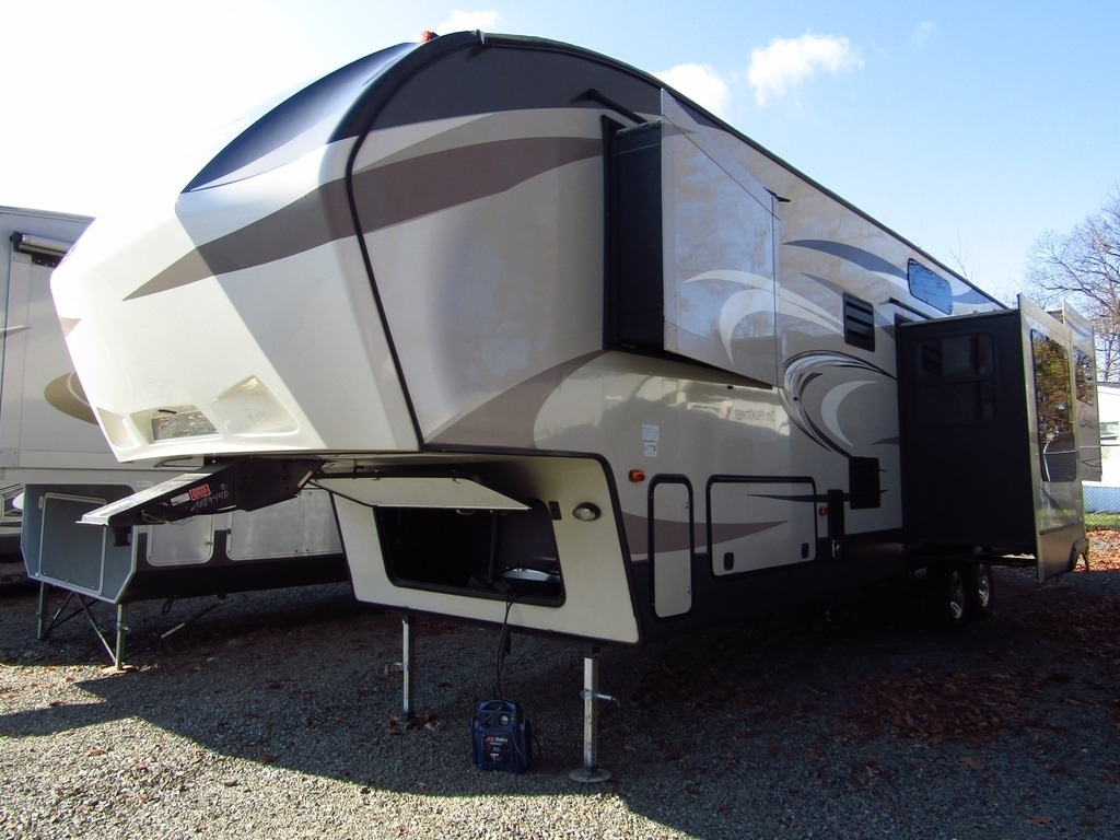 2017 Keystone RV cougar 326rds