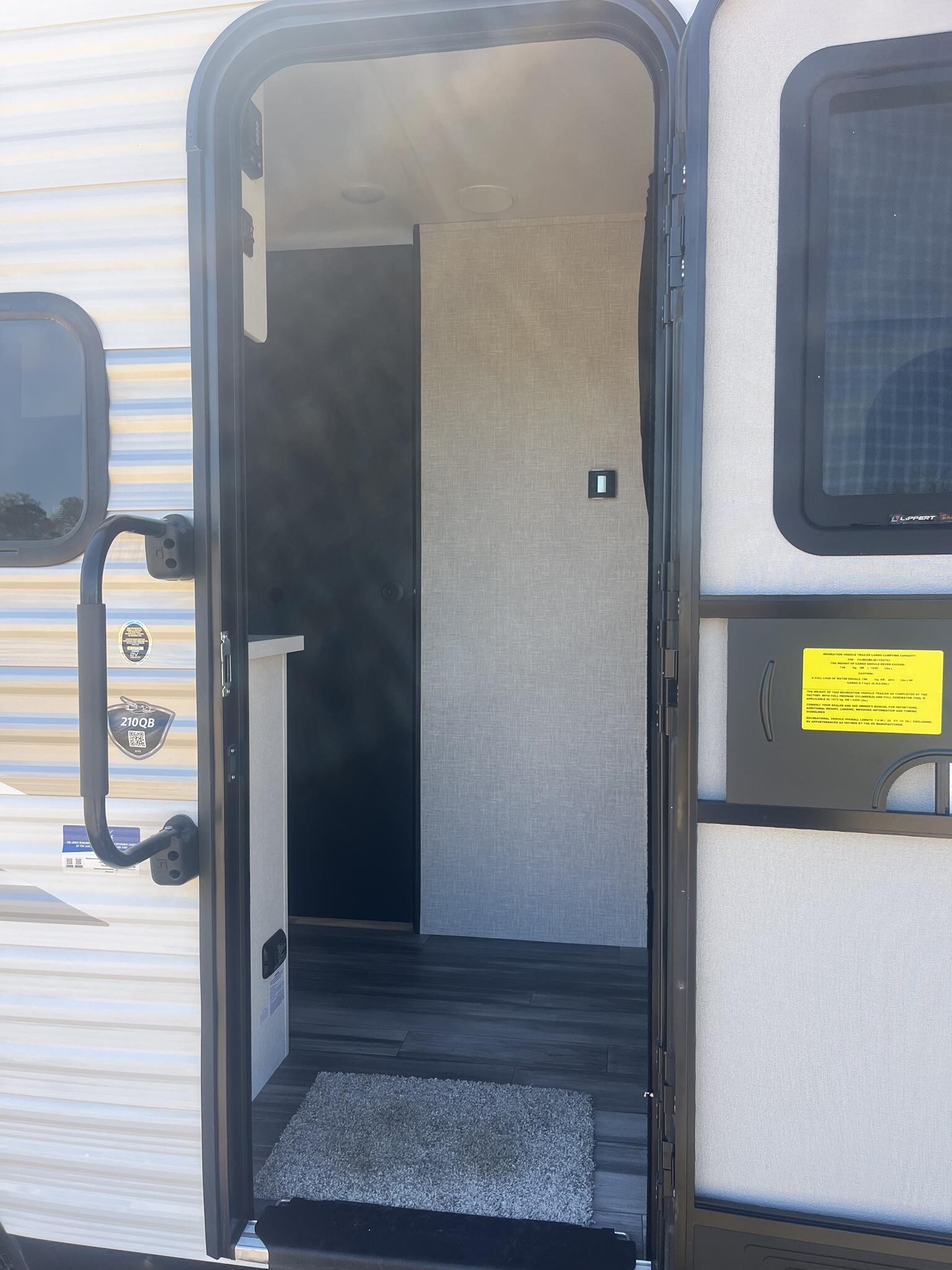 Trailer Image