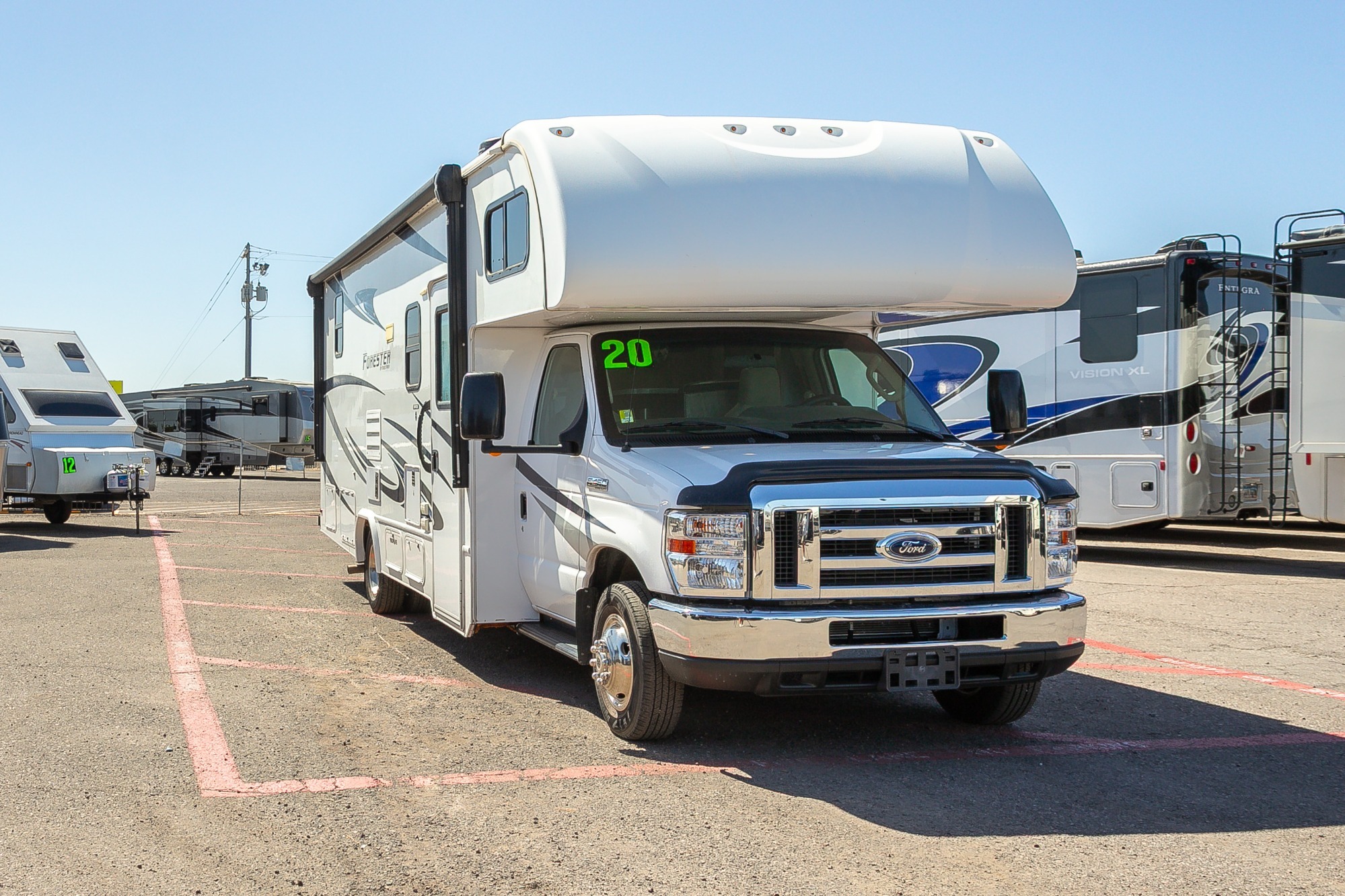 2020 Forest River forester 2441dsf