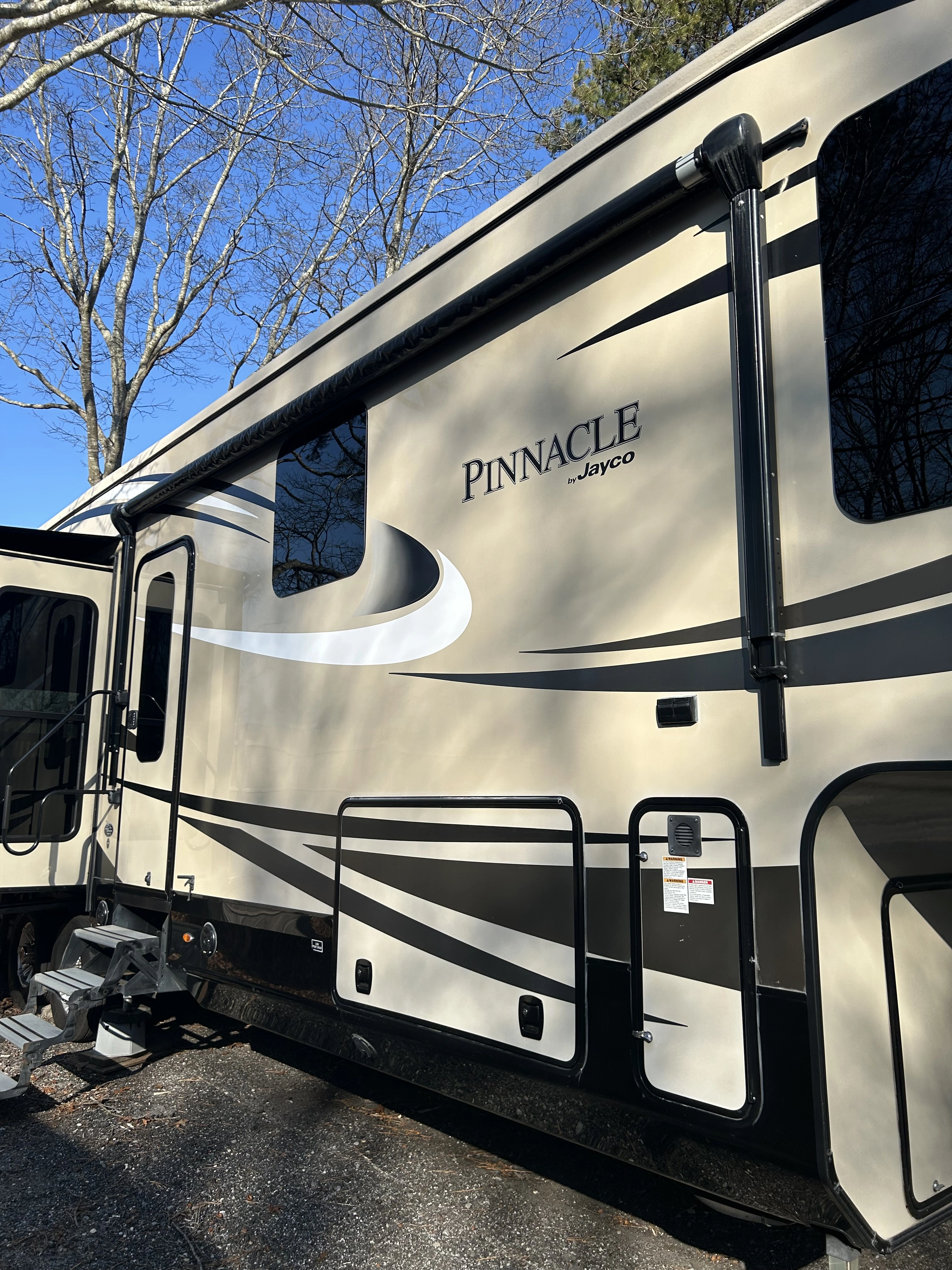 2017 Jayco Pinnacle 36 KPTS RV