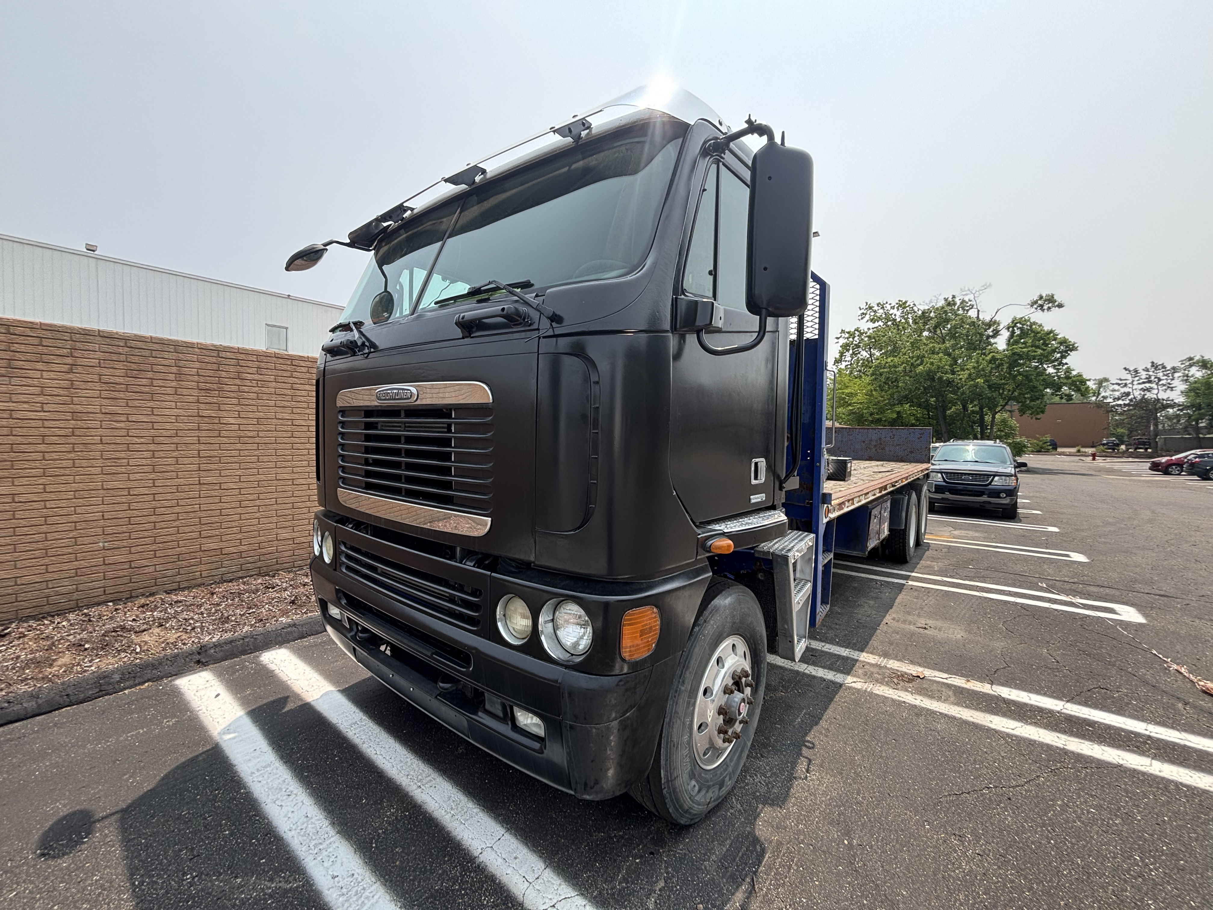 2007 FREIGHTLINER ARGOSY in Livonia, MI