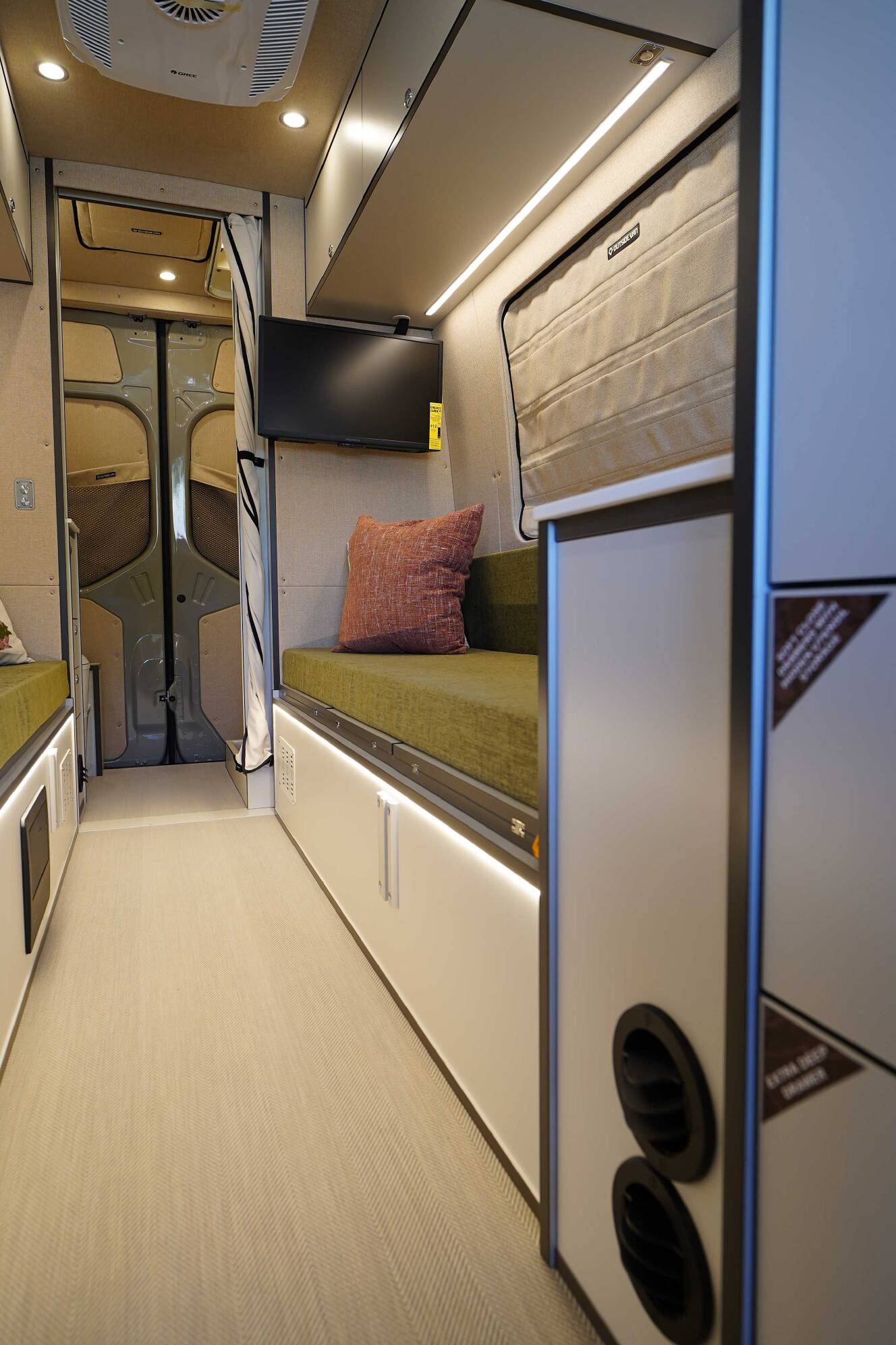 A photo of this 2025 Outside Van PARKS RANGER