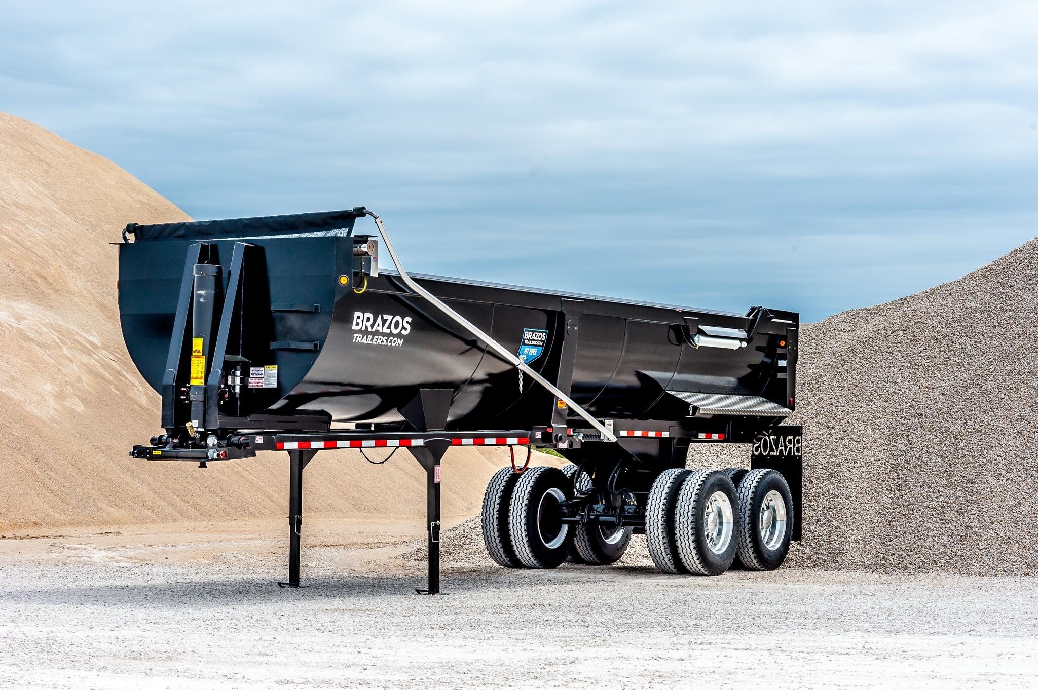 2026 BRAZOS TRAILERS 28' X 48'' END DUMP - PIT VIPER in Wills Point, TX