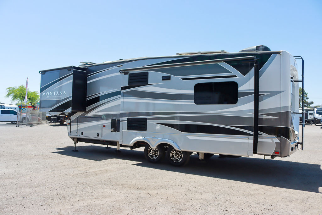 2019 Keystone RV montana 3130re
