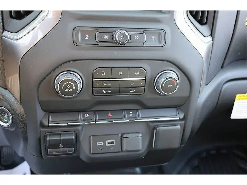 2025 CHEVROLET Silverado 3500HD