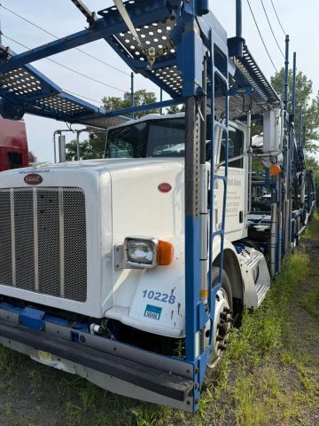 2014 Peterbilt 365 in Linden, NJ