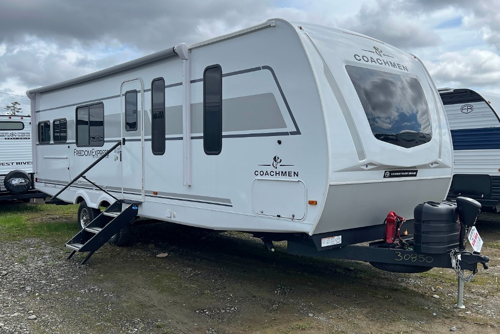 2025 Coachmen Freedom Express Ultra Lite RVs For Sale - RV