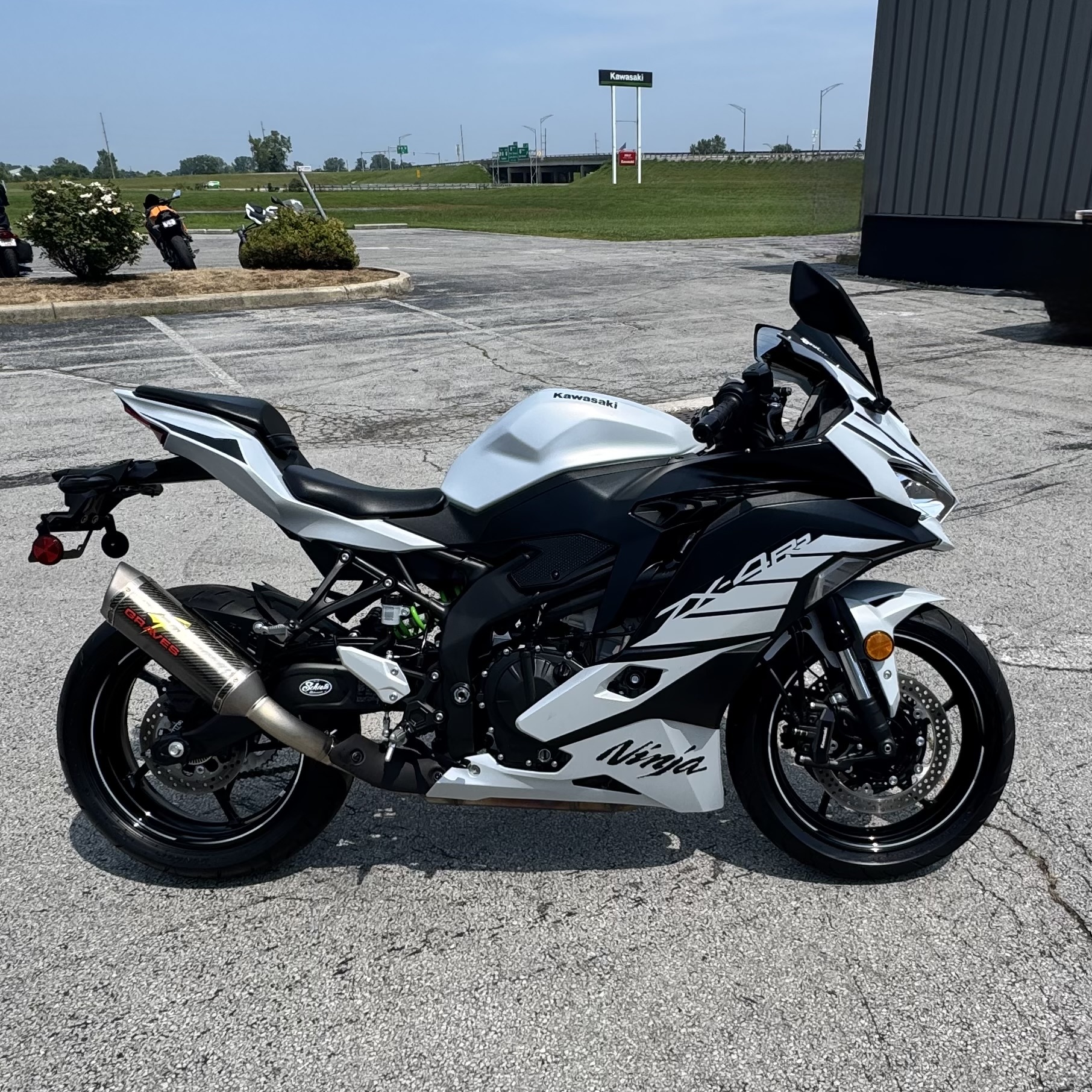 Silver Sportbike Motorcycles For Sale Near Springfield, Ohio
